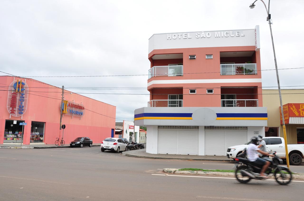 Hotel Sao Miguel Sao Miguel do Araguaia Exterior foto
